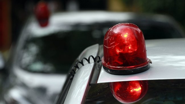 Dos cabos de Carabineros fueron detenidos tras asaltar a una mujer