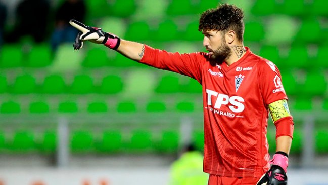 Portero Mauricio Viana fue detenido en Limache por agresión a carabinero