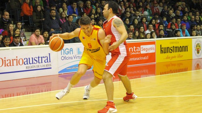 Español de Osorno se quedó con el clásico ante Valdivia en la Liga Saesa