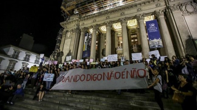 Senado brasileño aprobó aumento de penas por violación colectiva
