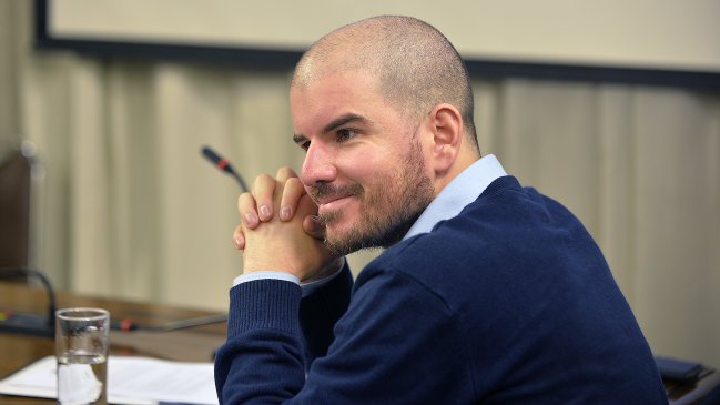 Jackson defendió a Confech tras ausencia a comisión en Cámara Baja