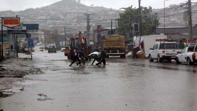 Sistema frontal en zona centro norte traerá lluvias y viento desde este jueves