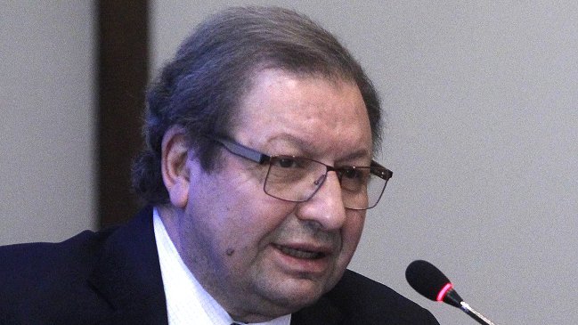 Ascanio Cavallo y querella de Bachelet: 