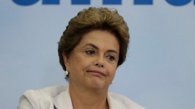 Ex director de Petrobras aseguró que Rousseff sabía sobre polémica compra de refinería