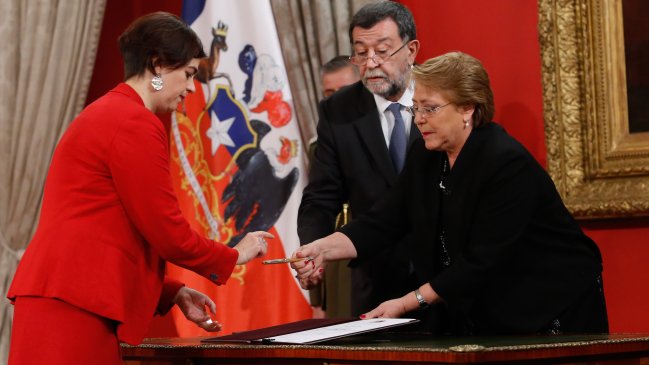 Claudia Pascual asumió como la primera ministra de la Mujer y Equidad de Género