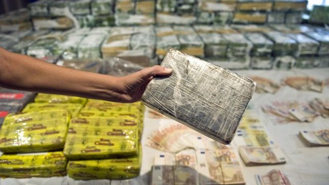 Incautan más de una tonelada y media de cocaína en embarcación colombiana