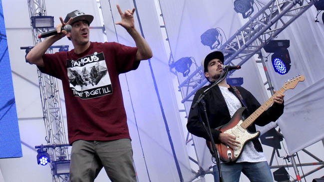 Los Tetas abrirán show de Illya Kuryaki & The Valderramas en Chile