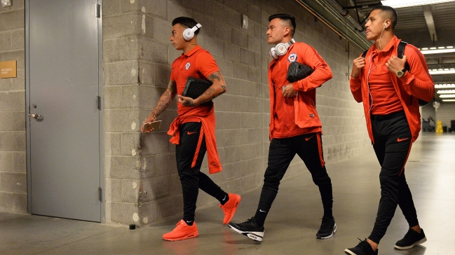 Plantel de Chile ya está en Boston para alistar duelo ante Bolivia