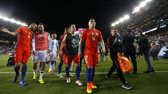 Leonardo Véliz: Los jugadores no le han tomado la mano a Pizzi