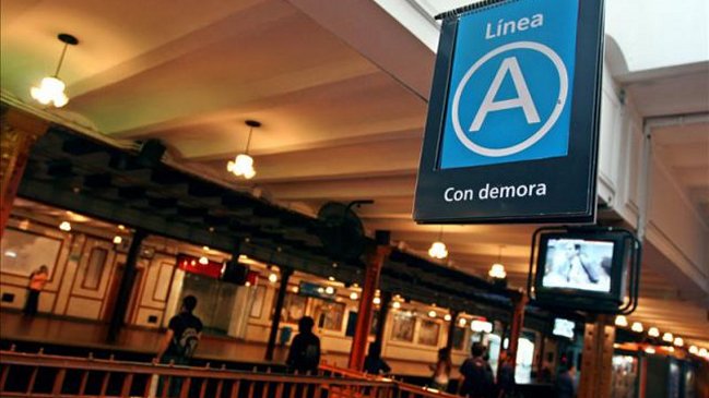 Proponen habilitar vagones exclusivos para mujeres en metro de Buenos Aires