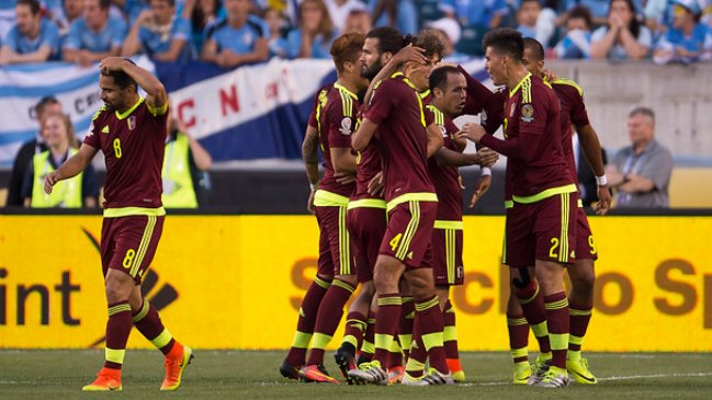Venezuela se acercó a la clasificación en la Copa Centenario tras superar a Uruguay