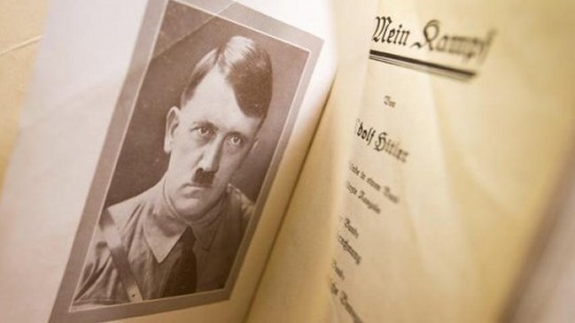 Polémica en Italia: Diario regala el libro 