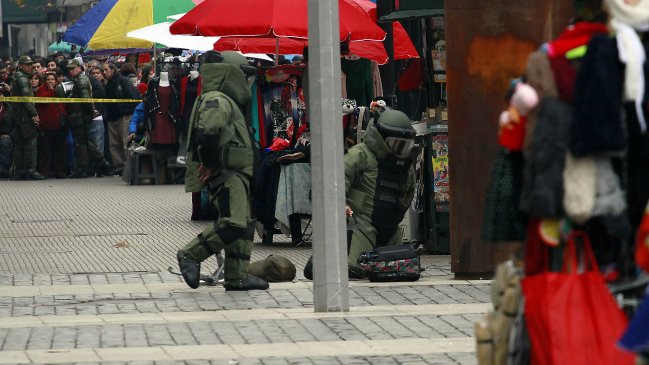 Mochila con ropa provocó operativo del GOPE en el centro de Santiago