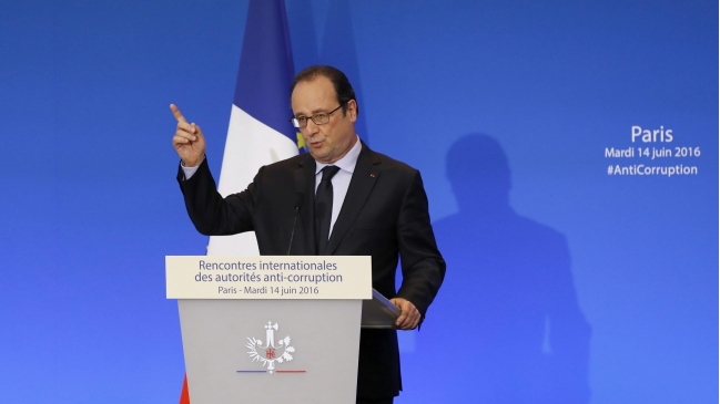 Hollande pidió una 