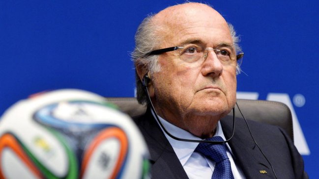 La UEFA consideró absurdas las acusaciones de Blatter sobre amaño de sorteos