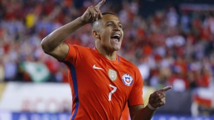 Alexis Sánchez con gran definición anotó el tercero sobre Panamá