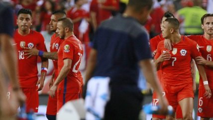 La discusión entre Alexis Sánchez y Gonzalo Jara en el duelo ante Panamá