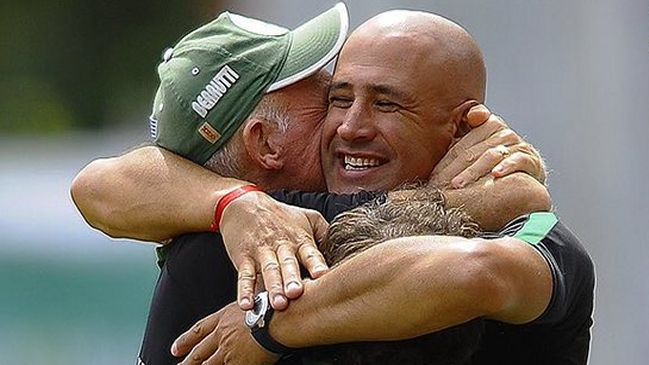 Plaza Colonia anunció que su entrenador deja el club para llegar a Santiago Wanderers