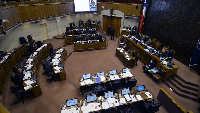 Congreso y gobierno esperan crear comisión para fijar sueldos de autoridades