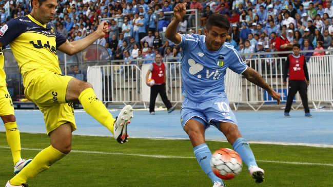 Ramón Fernández se desligó de la U y está a una firma de Colo Colo