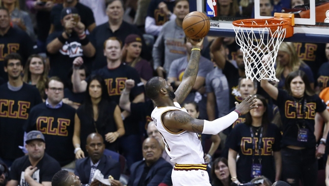 LeBron James comandó triunfo de los Cavs y habrá séptimo partido en la NBA