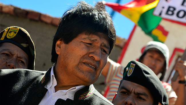 Evo Morales acusó a un periodista chileno de buscar hundirlo con historia de su falso hijo