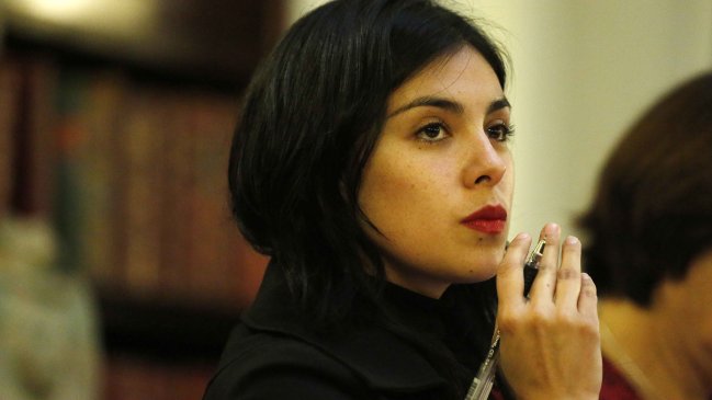 Cariola: Confech llevó al movimiento estudiantil a un letargo carente de propuestas