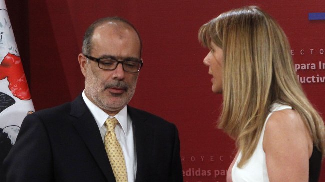 Gobierno espera ingresar este martes el proyecto de reajuste salarial