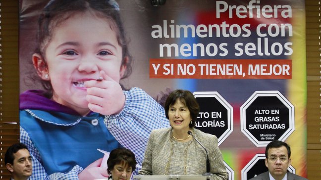 Gobierno presentó campaña a una semana de inicio de Ley de Etiquetado