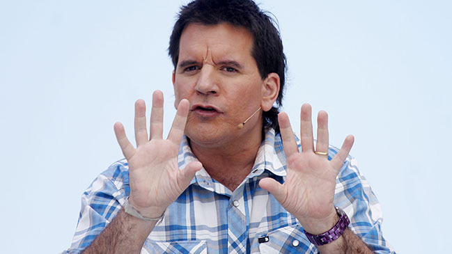 Hija de Vasco Moulian superó compleja cirugía al corazón con apenas 20 días de vida