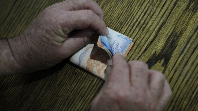 Gobierno fijó en 260 mil pesos la propuesta de salario mínimo