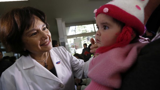 Ministra de Salud confirmó adelanto de la curva por enfermedades respiratorias