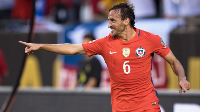 Fuenzalida: A Argentina no le podemos dejar espacios