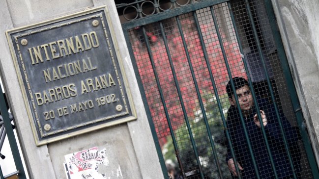 Dos profesores fueron destituidos por 