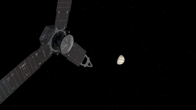 La sonda Juno se acerca a Júpiter para iniciar su misión orbital