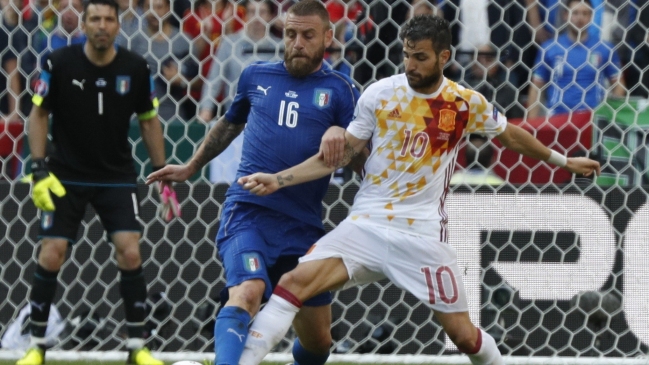 Daniele De Rossi participó parcialmente en entrenamiento de Italia
