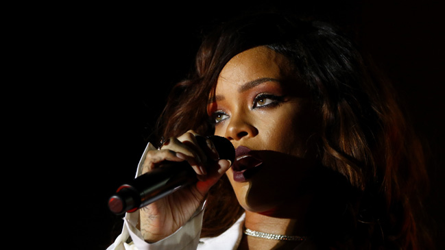 Rihanna cancela su segunda visita a Chile