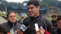 Huachipato oficializó incorporación del portero boliviano Carlos Lampe