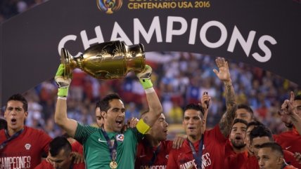 Claudio Bravo: Esperamos que el día de mañana tengamos más campeones