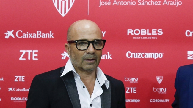 Sampaoli y Bielsa encabezan preferencias para suceder a Martino en la selección argentina