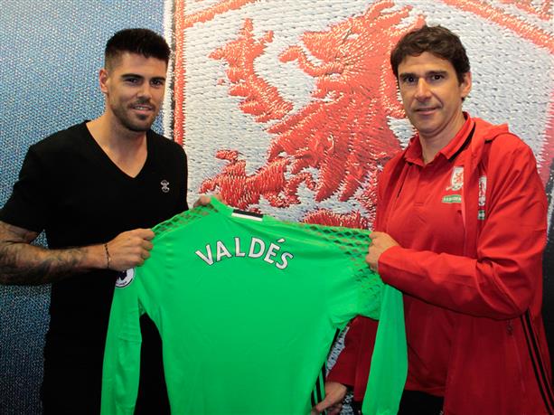Víctor Valdés es el nuevo fichaje de Middlesbrough