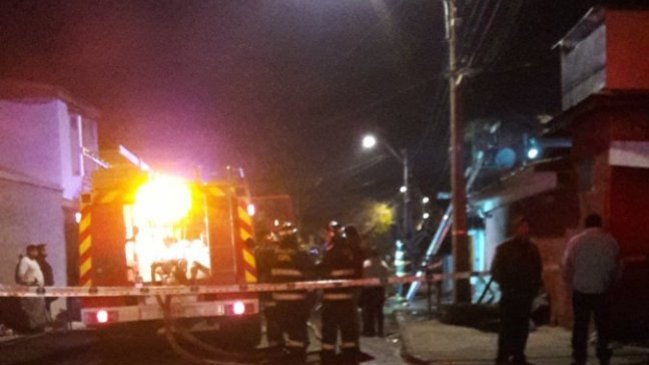 Incendio en Puente Alto dejó dos fallecidos
