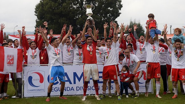 Deportes Valdivia fue aceptado por la ANFP y participará en la Primera B