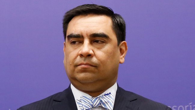 Bachelet exigió renuncia al subsecretario general de Gobierno