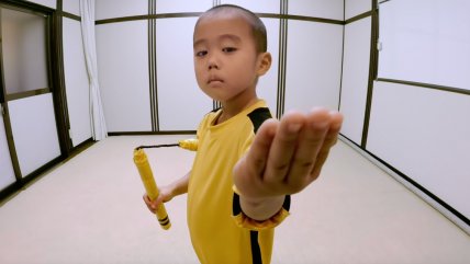   Pequeño Bruce Lee saca aplausos con nuevo video en internet 