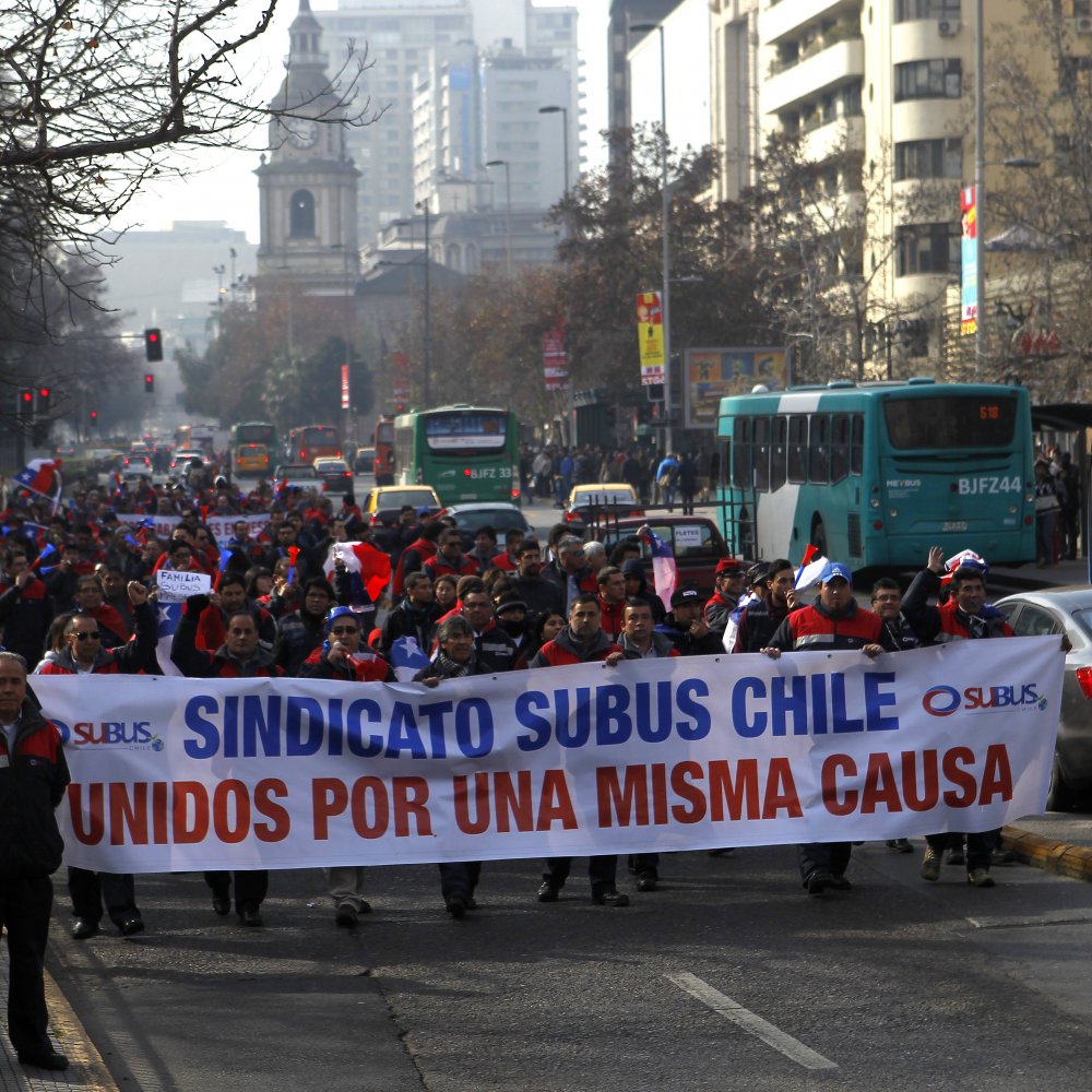 Trabajadores de Subus advierten con radicalizar sus manifestaciones