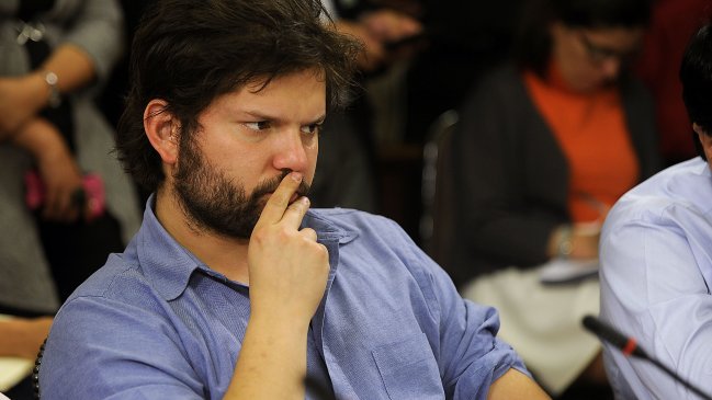 Boric: Gobierno prefirió no incomodar a los que ven un negocio en la educación