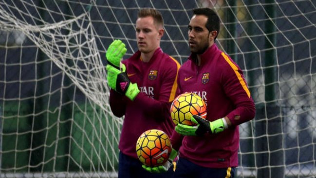 Medio catalán aseguró que Claudio Bravo dejará de ser el portero titular en FC Barcelona