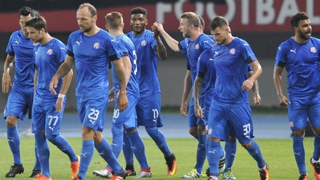 Dinamo Zagreb venció como visita en la fase clasificatoria de la Champions League