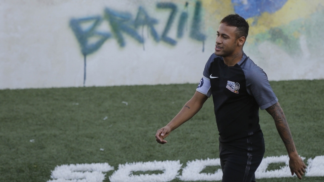 Fiscal argumentó que el adelanto de 40 millones a Neymar alteró el mercado de fichajes